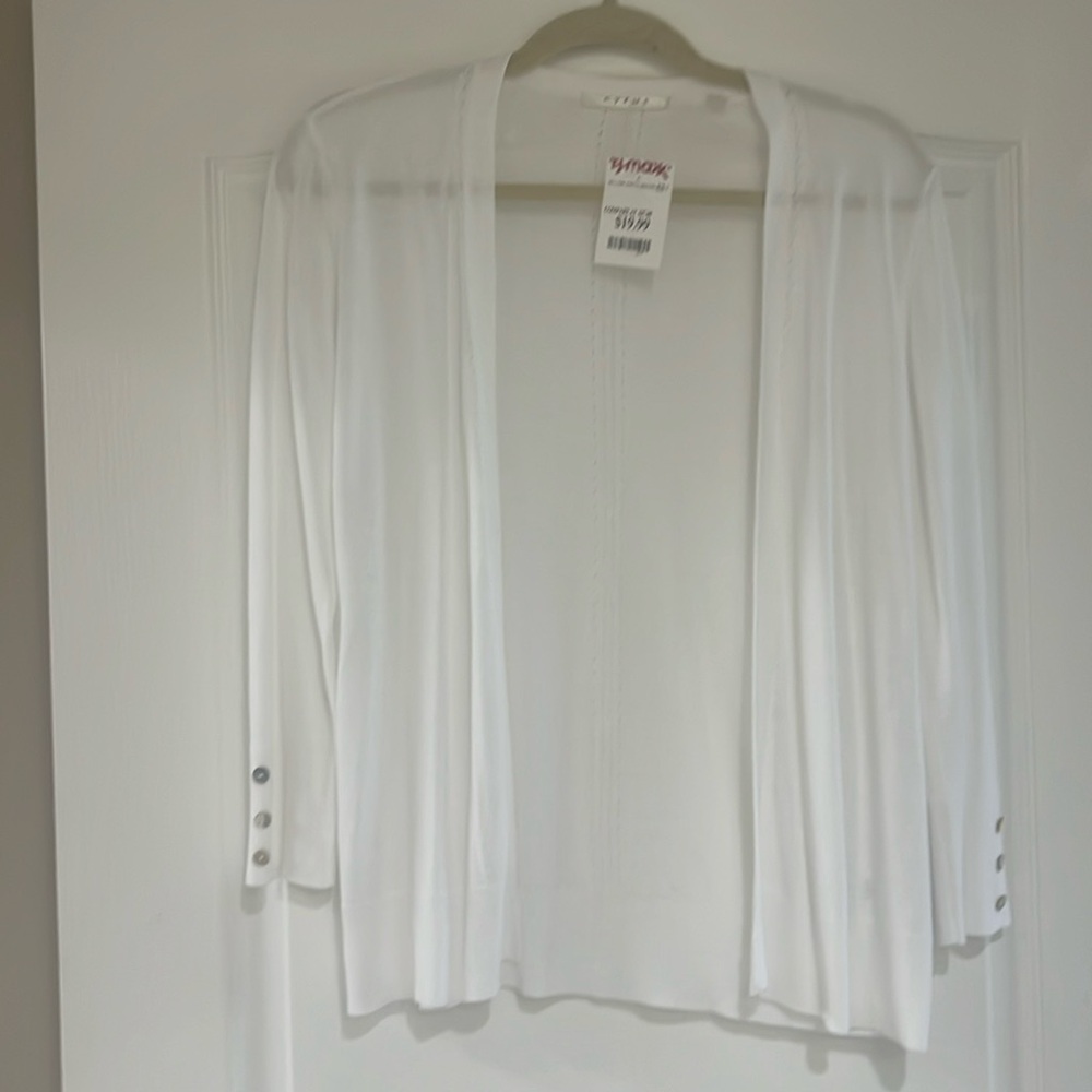 NWT long sleeved white cardigan. 100% Viscose.